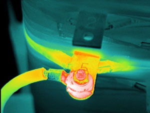 Thermogram reveals hot spot caused by loose tap connection